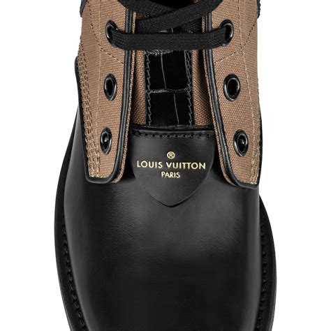 Products by Louis Vuitton: Metropolis Flat Ranger.